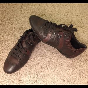 Hugo boss men shoes size 9 ! leather